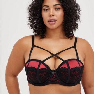 Torrid Curves Bombshell Everyday Strapless Push-Up Bra